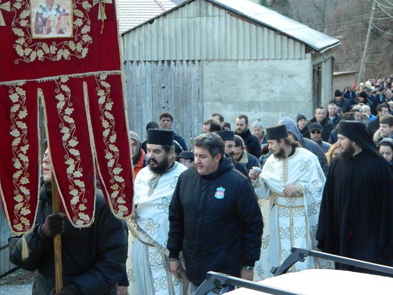 15 години по ред Локвенец на Богојавление во Св.Ј. Бигорски