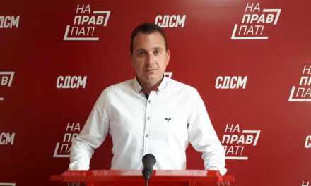 Наќе Чулев свесно ги загрозува животите на граѓаните, да си поднесе оставка